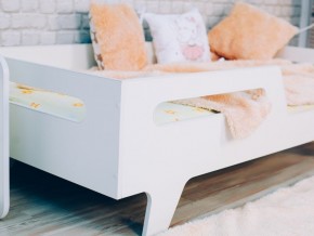 Кровать детская Бэби белая в Новом Уренгое - novyj-urengoj.magazinmebel.ru | фото - изображение 2